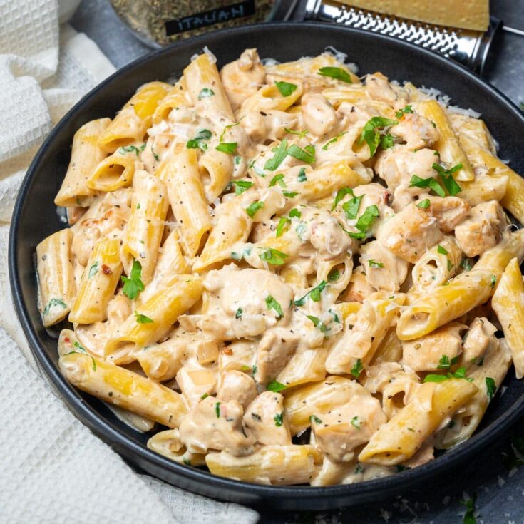Creamy_Garlic_Chicken_Pasta_0-735x735 Creamy Chicken Pasta - Image 1